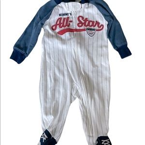 💝 4/$10 💝 Carter's All-star footies